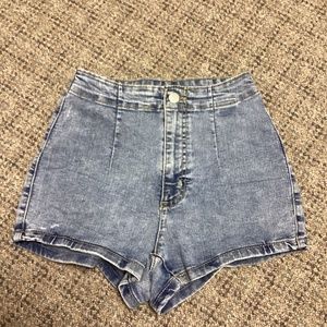 Wild Fable High Rise Denim Jean Shorts with Back Pockets * Size 2